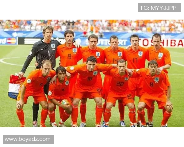 荷兰足球历史排名前十球星盘点 各具特色的传奇人物与辉煌成就